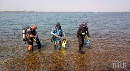 екип вмс обезвреди морска мина морето созопол снимки