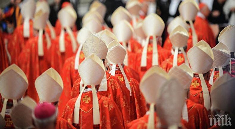 Влиятелен кардинал напусна правителството на Ватикана