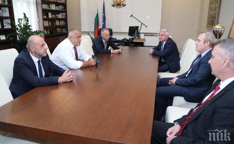 ПЪРВО В ПИК: Премиерът Борисов: Осигуряваме 50 млн. лева за увеличение на заплатите на преподавателите в университетите