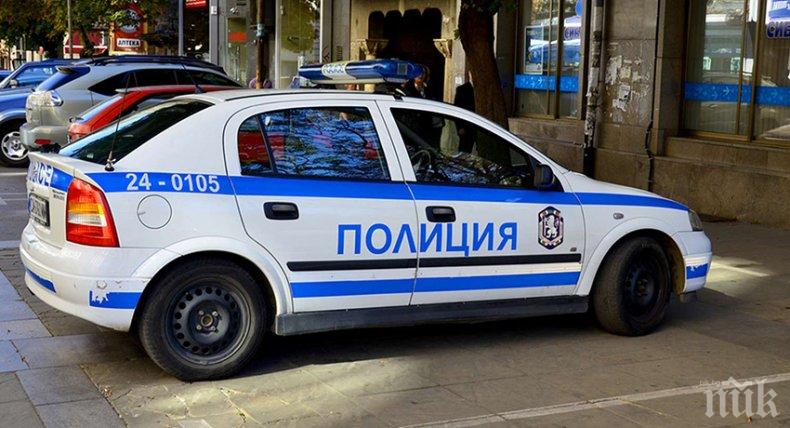 Полицията в Якоруда издирва с кучета изчезнало 2-годишно дете (СНИМКА)