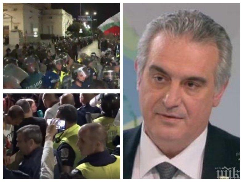 Валентин Касабов категоричен: Най-агресивните протестиращи са платени