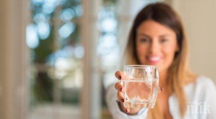 случва чаша вода промие празния стомах