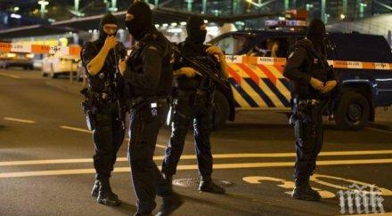 двама журналисти ранени касапницата ексредакцията шарли ебдо видео