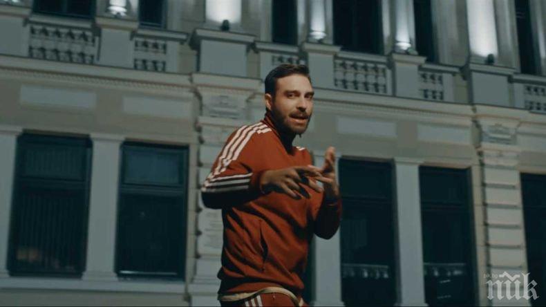 Тото от СкандаУ не сменя памперси, защото...