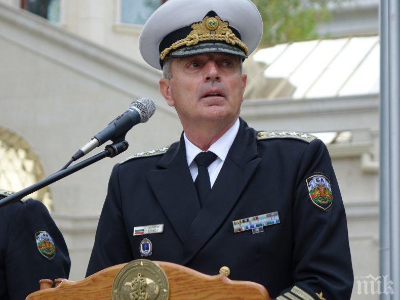 Началникът на отбраната: Създава се научен борд за симбиоза между нуждите на армията и приоритетите във военното образование 

 