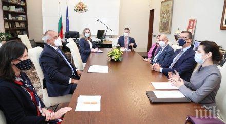 премиерът борисов придобиването самолетите покупка израз желанието българия необратима модернизация въоръжените сили