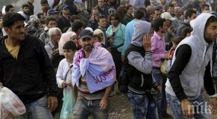 германия приема първите 139 бежанци мория