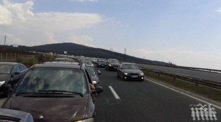 катастрофа тракия движението осъществява една лента