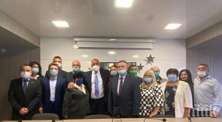 първо пик борисов посрещна спечелилите безапелационно кметове частичните избори видео снимки