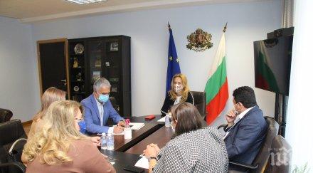 вицепремиерът николова обсъди възможности насърчаване пътуванията пазар русия
