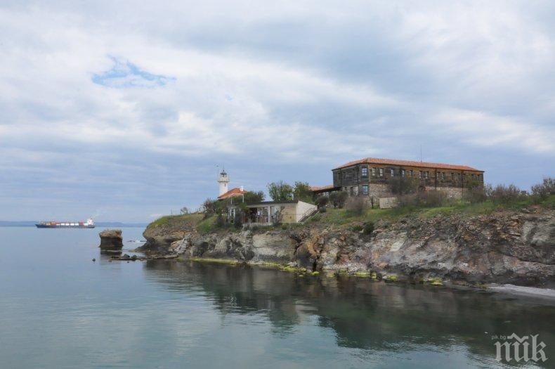 Остров Света Анастасия с атрактивни цени до края на октомври