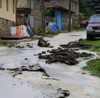 След щетите от пороите - подменят водоснабдителната мрежа и асфалта на улици в Горна Оряховица