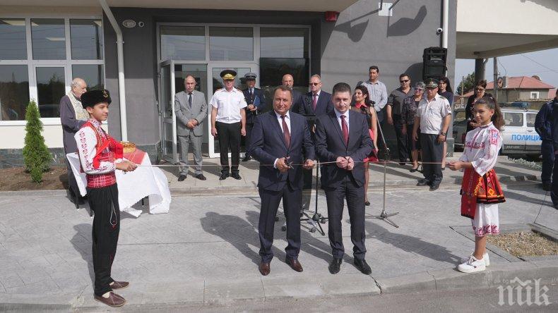 Министър Терзийски на откриването на нов участък: Операцията в Хитрино беше тест за действията на МВР (ВИДЕО/СНИМКИ)