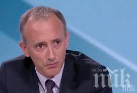 Министър Вълчев с подробности как се действа в училищата при зараза с COVID-19