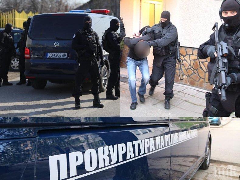 ИЗВЪНРЕДНО В ПИК TV: Мощна акция на спецпрокуратурата срещу ромската мафия - двама цигански барони са сред 14-те арестувани (ВИДЕО)