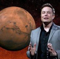 ИСТОРИЧЕСКА МИСИЯ: Космическата кола на Илон Мъск наближава Марс
