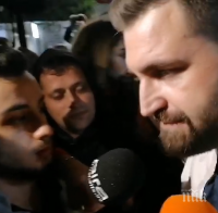 ИЗСТЪПЛЕНИЯ! Метежниците се нахвърлиха срещу Андрей Новаков на излизане от БНТ 