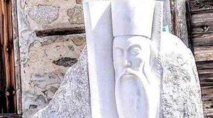 паметникът неофит рилски село баня незаконен