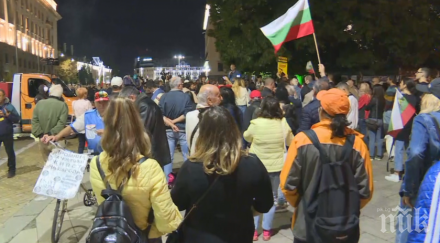 доц антоний гълъбов пик ретро интелектуалците въстаналият народ