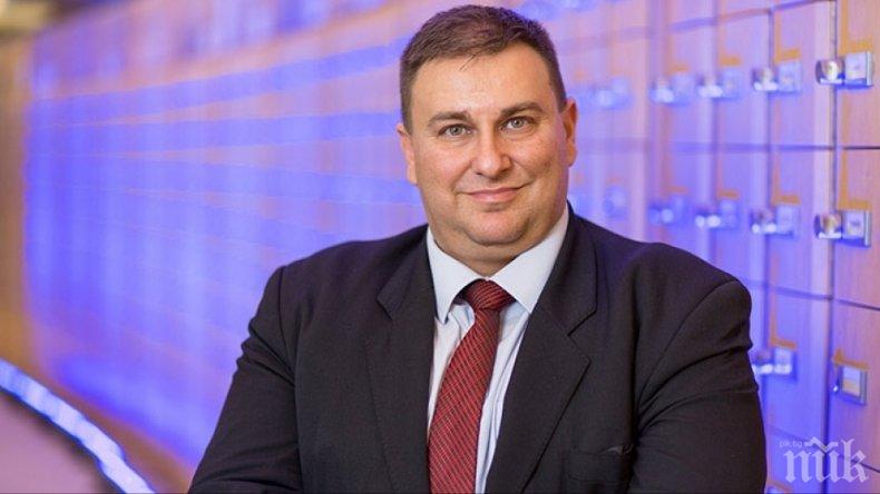 Евродепутатът Емил Радев съдейства на библиотеката в Добрич за детски конкурси

