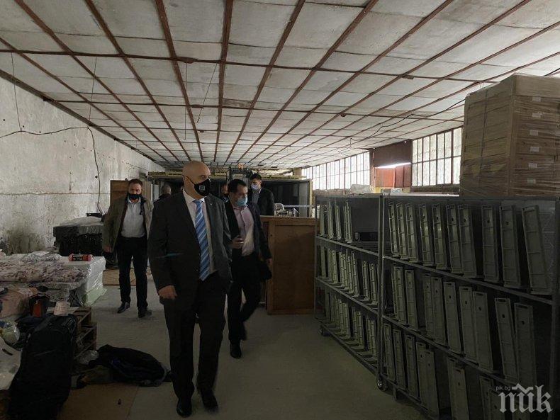 Прокуратурата с подробности за разбитата фабрика за производство на цигари  (ВИДЕО/СНИМКИ)