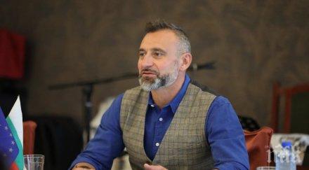 депутатът герб калин вельов срещна представители културната общност бяла русе снимки