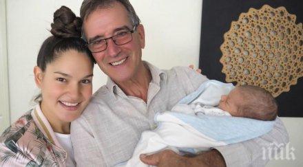 веси бонева роди хукна разходки бебето снимка