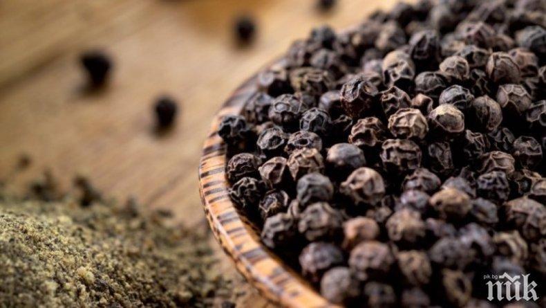 Черният пипер потиска активността на COVID-19