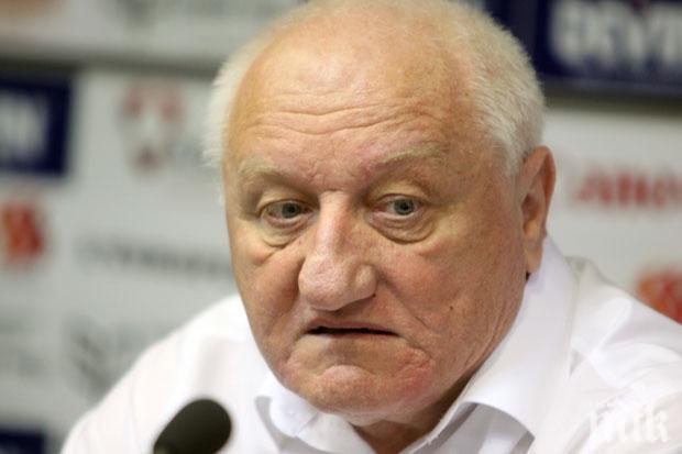 Основателят на СДС Петко Симеонов гневно: Сганта от протестите ще са новите активни борци. Шошо ще е Добри Терпешев