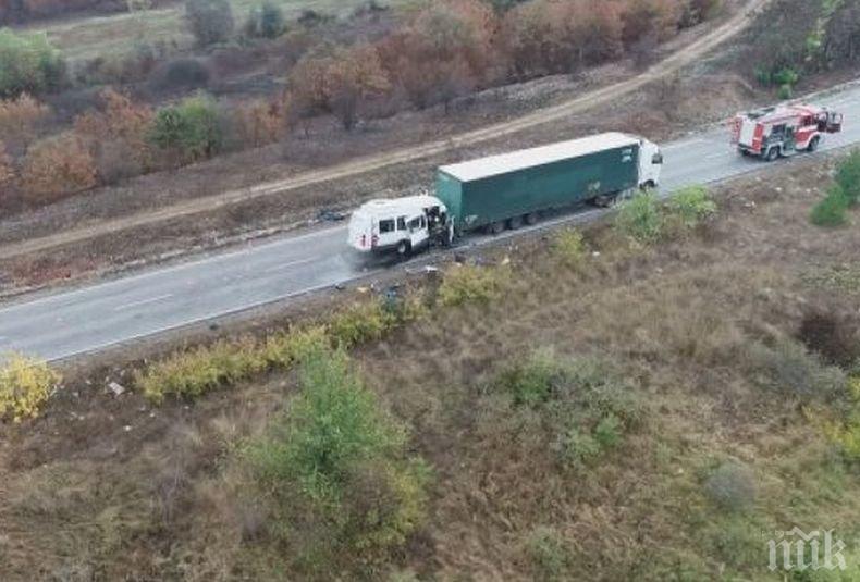 Обвинение и по-тежка мярка за шофьора на тира, катастрофирал край Лесово
