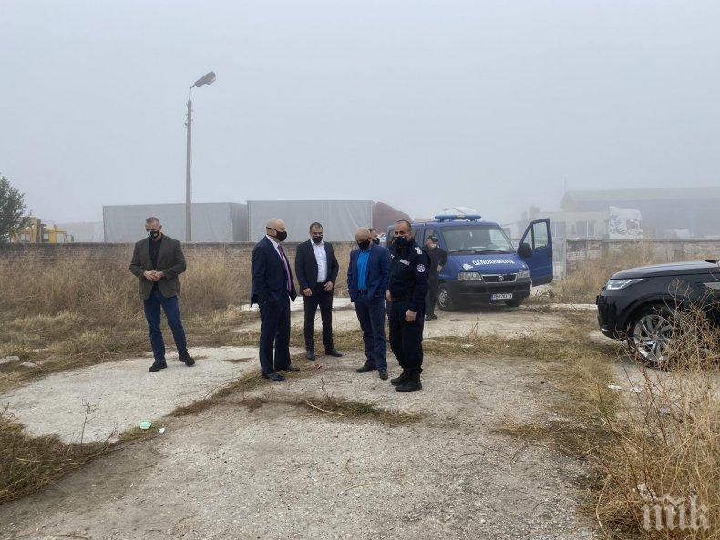 Спецпрокуратурата подгони престъпна група за незаконно производство на цигари и тютюн в Цалапица (СНИМКИ)