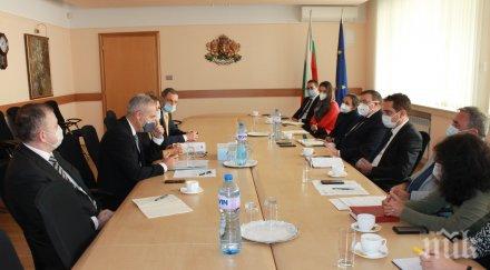 турска компания планира произвежда чаши специално покритие против covid завода българия