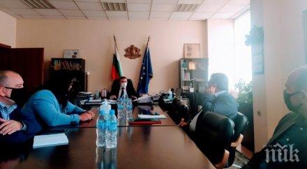 здравният министър засилваме контрола спазването противоепидемичните мерки дискотеките нощните клубове