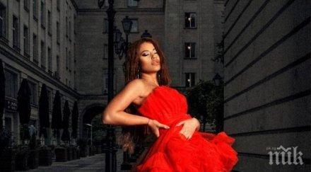 африкански питон краси шията българската шехерезада снимка