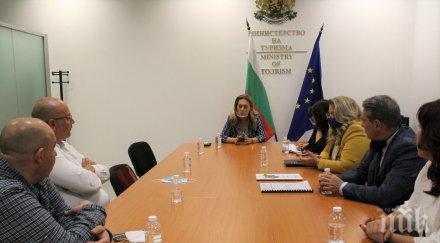 вицепремиерът марияна николова участва работна среща създаване национално меню