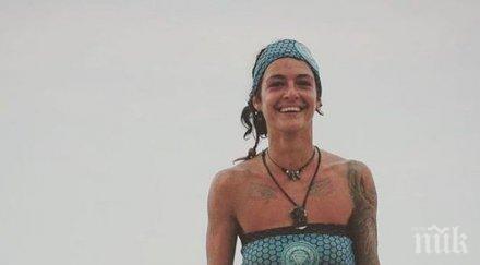 катерина игри волята отбеляза световния ден без сутиен нуди снимка