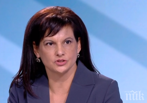 Дариткова обяви защо правителството трябва да довърши мандата си и отсече: От БСП виждам само опит за завземане на властта