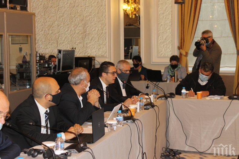 Зам.-министър Янев участва в конференция на тема - „Европейската зелена сделка след Ковид -19 и българският енергиен преход“