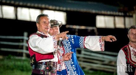 отличникът история българия фермата