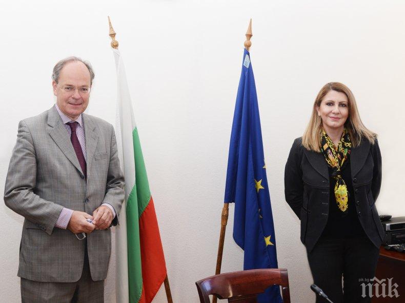 Ахладова пред посланика на Германия:  Институциите в България вече работят по изпълнение на препоръките в доклада за върховенството на закона