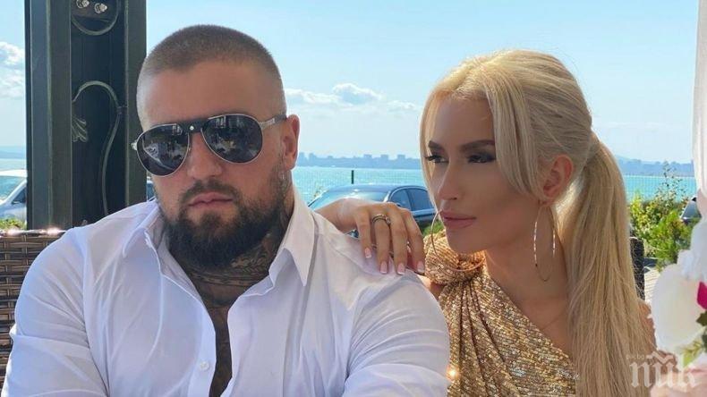 Тита предстви ММА-гаджето на баба си