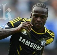 Челси прати Виктор Моузес под наем в Ливърпул