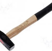 Нервак вилнее с чук в кафе