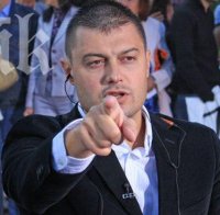 Бареков към Бойко: Смирение, глупако, след 3 месеца ще бъдеш окончателно сринат!