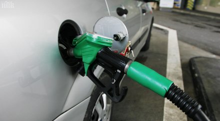 временното затишие казуса сирия свали цената петрола