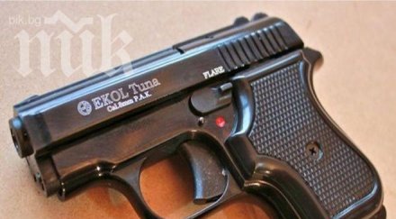 годишен простреля пистолет