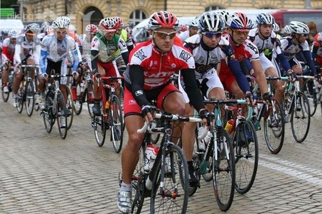 Ограничават движението заради колоездачен маратон

