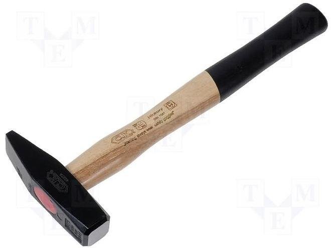 Нервак вилнее с чук в кафе