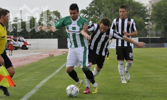 Берое се раздели с португалец