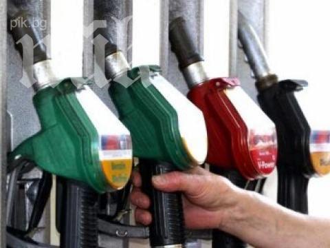Бензинът и дизелът поскъпват заради кризата в Сирия